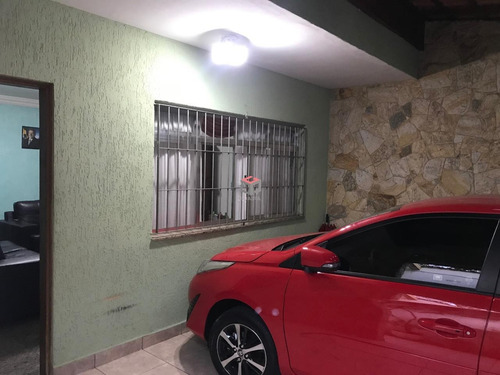 Imagem 4 de 17 de Sobrado À Venda, 4 Quartos, 2 Suítes, 2 Vagas, Metalúrgica - Santo André/sp - 74548
