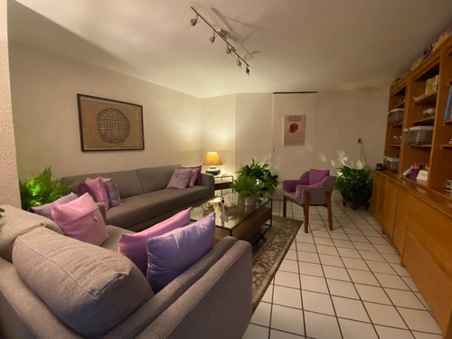 Imagen 14 de 24 de Casa En Venta En Calle Cerrada Con Vigilancia, Jardines Del