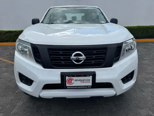 Nissan Np300 2020