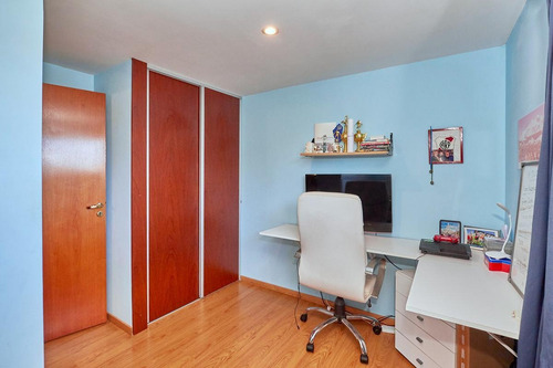 Imagen 28 de 30 de Venta. Dos Triplex. 4 Dormitorios. San Isidro