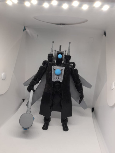 Pack Juguetes Articulados Skibidi Toilet Con Titan Clokman