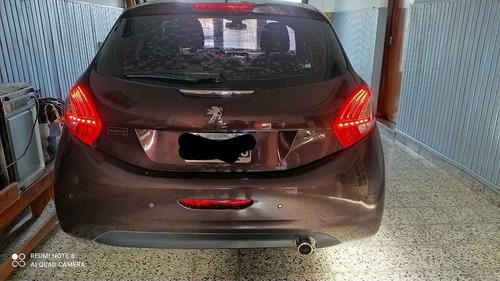 Peugeot 208 1.6 Feline 2013