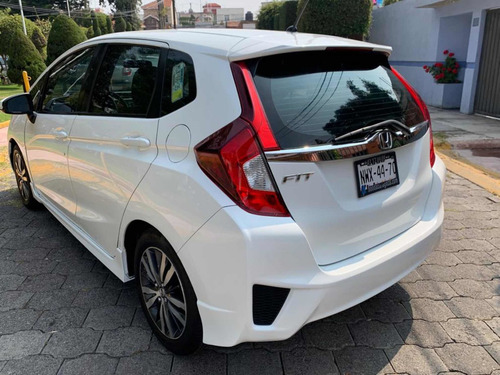 Imagen 14 de 15 de Honda Fit 2015 1.5 Hit At