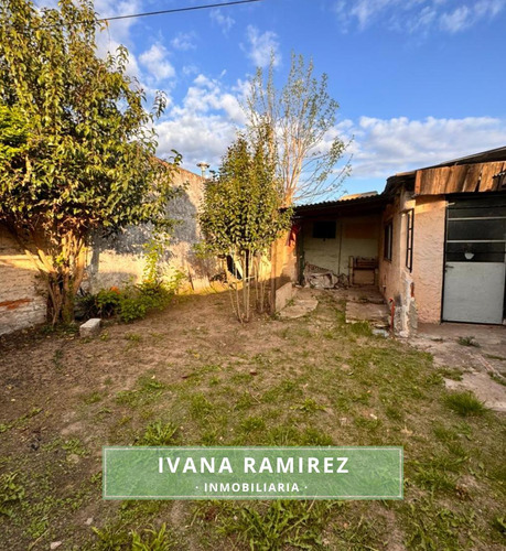 Casa De 3 Amb. En Venta, Barrio Sarmiento - Luján