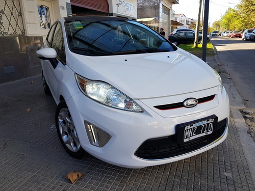 Ford Fiesta Kinetic Design 1.6 Design 120cv Titanium 2013