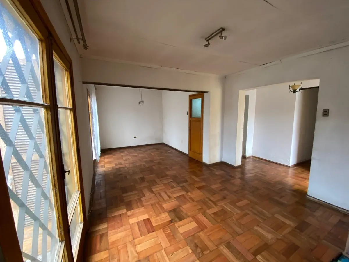 Imagen 3 de 16 de Arriendo | Amplia Casa De 300 M² En $700.000. Excelente