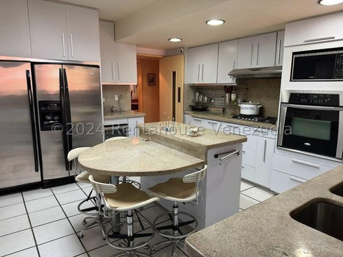 225m2 Vendo Apartamento En Los Samanes, 3hab., 4ba., 4est.,.ascensor Directo Al Apartamento. Mls#25-7911