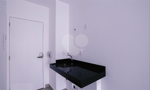 Imagem 3 de 25 de Studio Em Perdizes, Andar Alto, Muito Luminoso - Reo593332