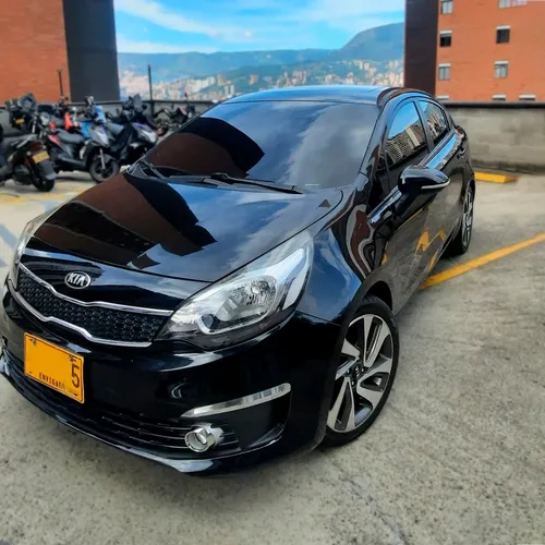 Kia Rio Spice R 1.4 Automático