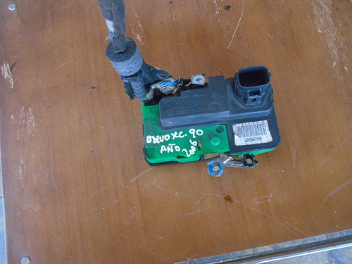 Imagen 2 de 3 de Vendo Manigueta Delantera Izquierda De Volvo Xc90, Año 2006