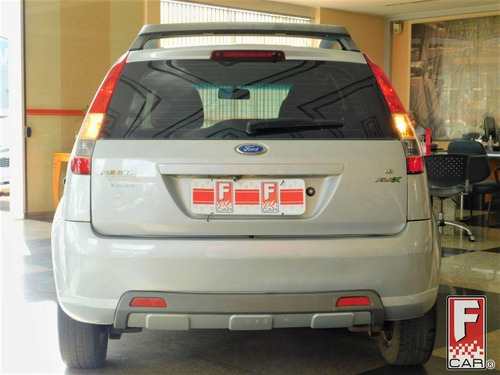Imagem 9 de 10 de Ford Fiesta Trail 1.6 8v Flex 5p