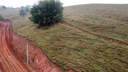 Imagem 21 de 25 de Terreno De 600m² À 1000m² Em Igaratá/sp Com Entrada E Pagamento Facilitado! Aproveite A Oportunidade! Agende Sua Visita!