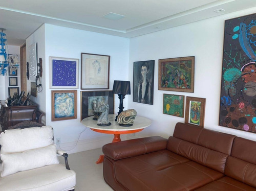 Imagem 8 de 30 de São Conrado Cobertura Duplex Frontal Mar Com Vista Pedra Da Gávea Finamente Decorada Por Arquiteto 4 Suítes 3 Vagas 470m2. - 1873 - 69383469