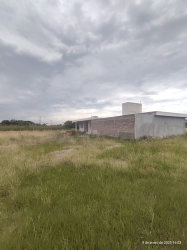Lote 1 Hectarea Con Casa 320 Mts. Cubiertos
