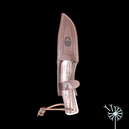 Imagen 3 de 6 de Cuchillo Braco 110mm Asta Ciervo C/funda Marca Muela