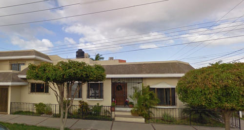 Casa En Venta, Recuperación Bancaria, Col. Las Fuentes, Los Mochis, Sinaloa. Laab2