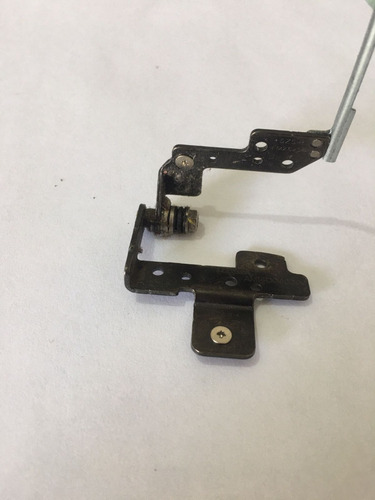 Bisagra Derecha Laptop Hp 15 - G211la (Usado)