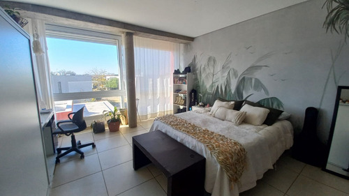 Vendo. La Mejor Casa De Bª Jardín Inglés - Valle Escondido. 3d 3b
