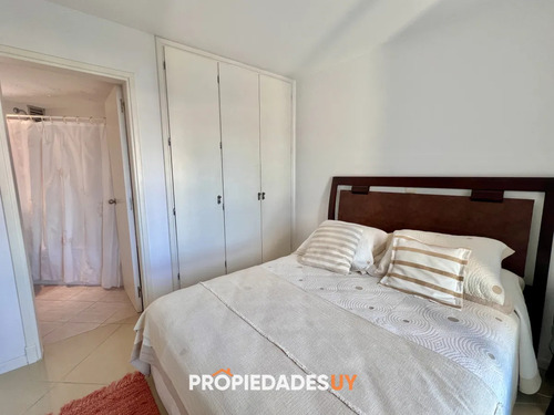 Venta Apartamento De 4 Dormitorios Y 4 Baños Con Piscina Y Loza Radiante En La Brava