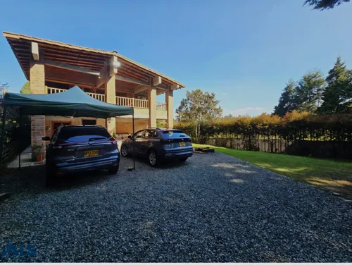 Casa Finca En Santa Elena - Vereda El Rosario