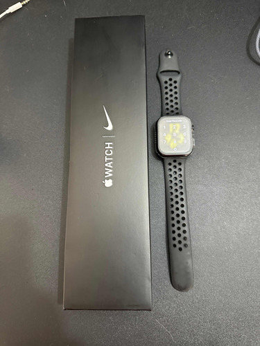 Apple Watch Series 7 Nike - 45 Mm