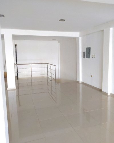Imagen 5 de 16 de Local En Venta