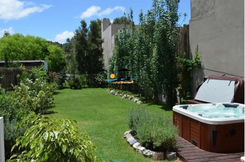 Alquilo Anual Departamento Con Jacuzzi En Zona Manantiales!