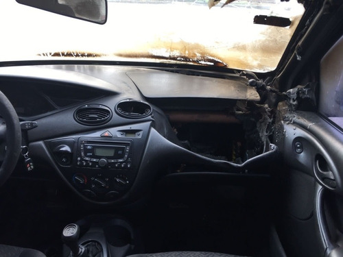 Imagen 12 de 13 de Ford Focus Ambiente