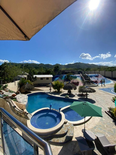 Vendo De Oportunidad Hermosa Villa Totalmente Equipada En Imbert, Barrabas, Ideal Para Negocios O Para Vivir En Un Lugar Tranquilo Y Relajante, República Dominicana  