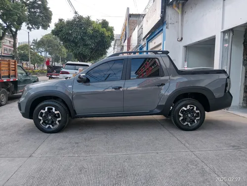 Renault Duster Oroch Intens 1.3 Cvt