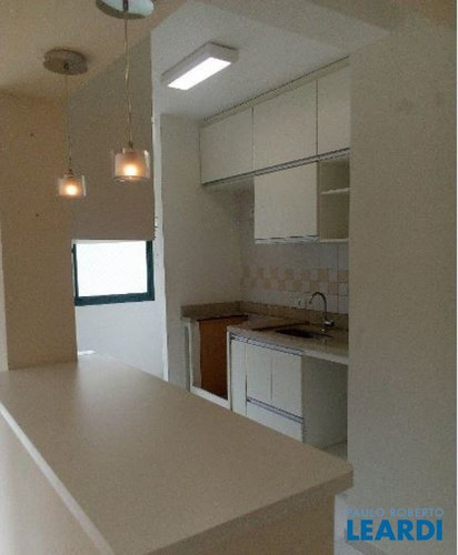 Imagem 2 de 5 de Apartamento - Alphaville - Sp - 584469