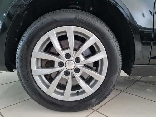 Imagem 15 de 15 de Volkswagen Spacefox 1.6 8v Trend Totalflex 4p 2014