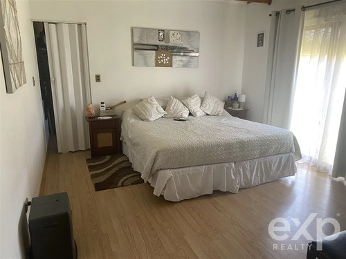 Parcela En Venta Con 2 Casas En Talagante