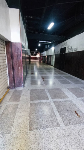 Los Ruices (metro Los Cortijos) Alquilo Local 166m2 3 Pisos (vhmogo)