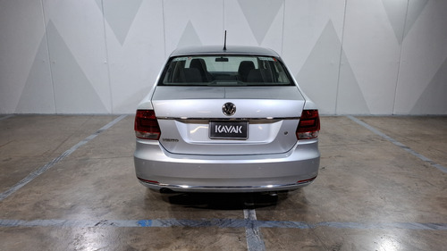 Volkswagen Vento 1.6 Comfortline Tiptronic