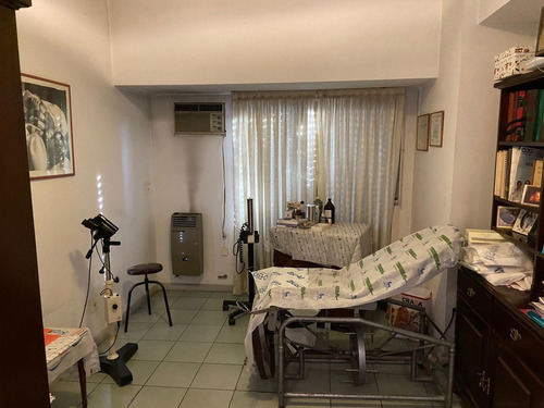 Imagen 20 de 24 de Piso En Planta Baja De 6 Ambientes En Morón Centro