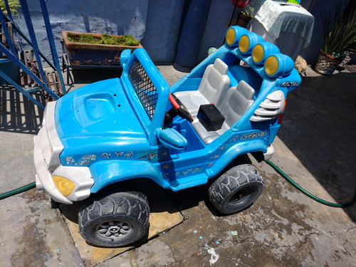 Monster Car Color Azul (Usado)