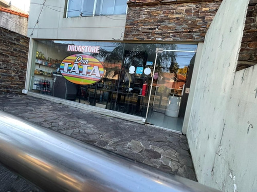 Imagen 4 de 7 de Local En Venta En Banfield Este