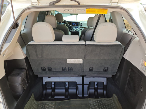 Toyota Sienna 3.5 Limited At