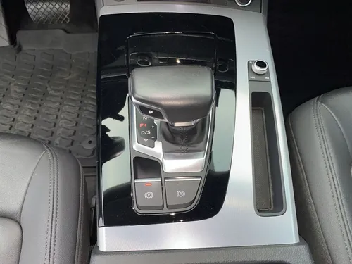 Audi Q5 2.0 TFSI MHEV QUATTRO ADVANCED