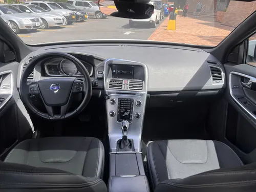 Volvo XC60 2.0 T5 Awd Momentum