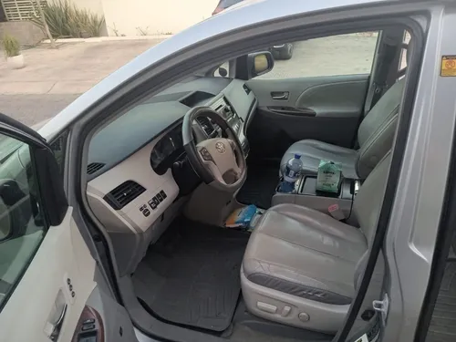 Toyota Sienna Xle Piel Limited Qc Dvd At