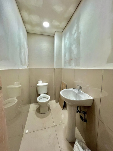 Propiedad Comercial En Remodelación | Leer Descripción