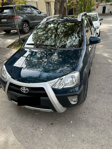 Toyota Etios Cross