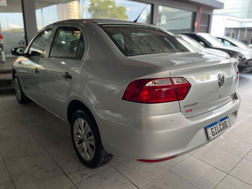 Volkswagen Voyage 1.0 Flex 12V 4p