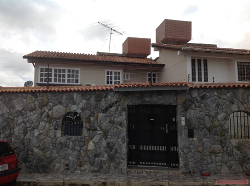 Best House Vende Bella Y Amplia Casa En Colinas De Carrizal