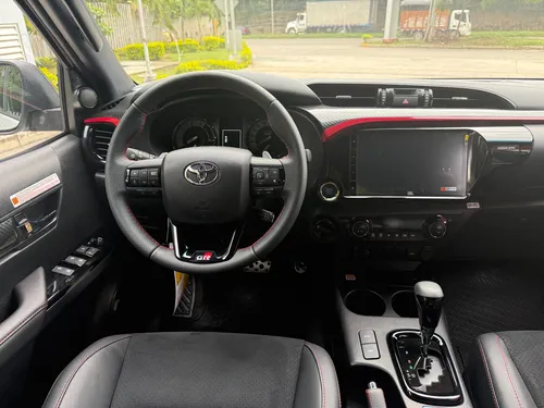 Toyota Hilux 2.8 Gr-S