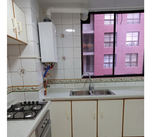 Imagen 9 de 28 de Vendo Amplísimo Departamento Remodelado