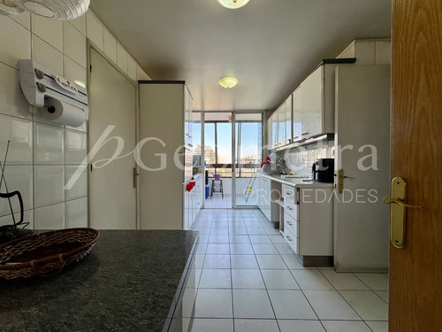Exclusivo Departamento En Venta En Jean Mermoz, Las Condes