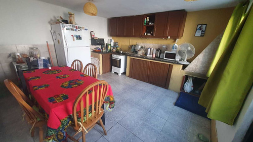 Imagen 5 de 11 de Va1043 Venta Casa 3 Dorm Lugar 2 Autos Union